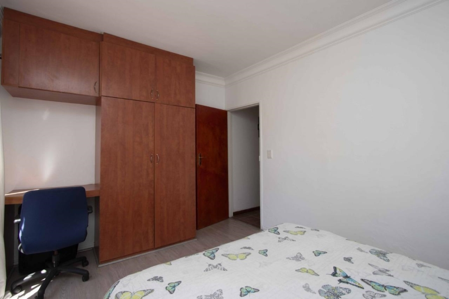 To Let 5 Bedroom Property for Rent in Parklands Western Cape